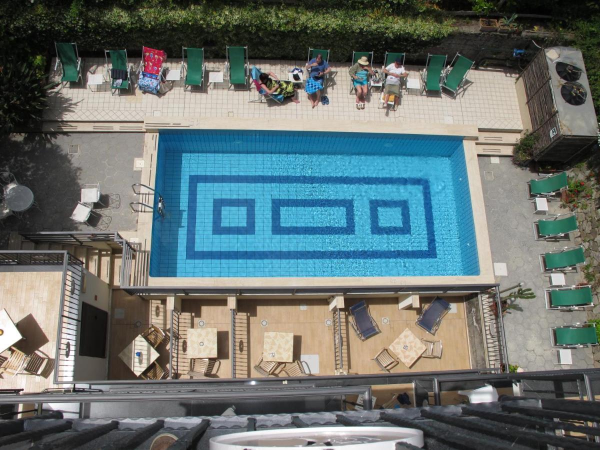 Hotel Club Sant'Agnello Buitenkant foto