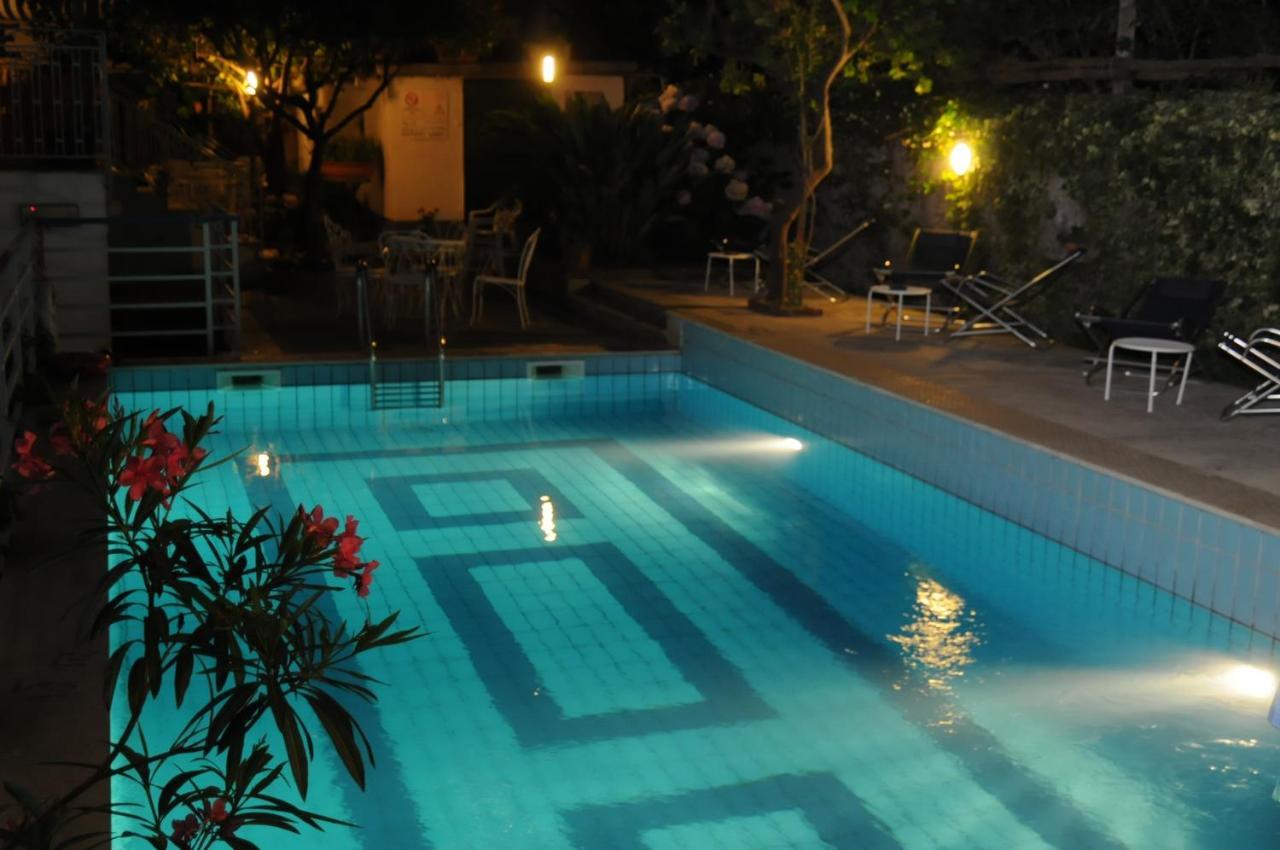 Hotel Club Sant'Agnello Buitenkant foto