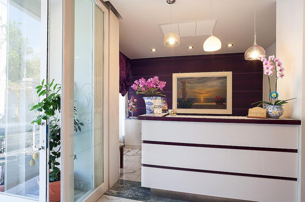 Hotel Club Sant'Agnello Buitenkant foto